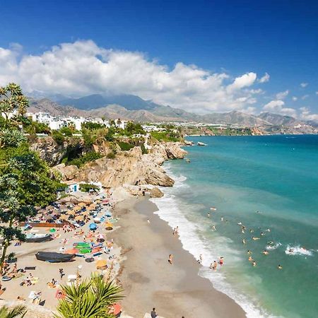 Nerja Apartamento Centro Ngoại thất bức ảnh